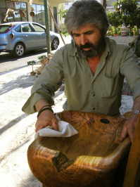 Manoli working